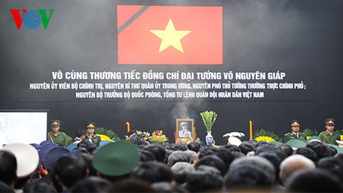 Nation bids farewell to General Vo Nguyen Giap - ảnh 1
